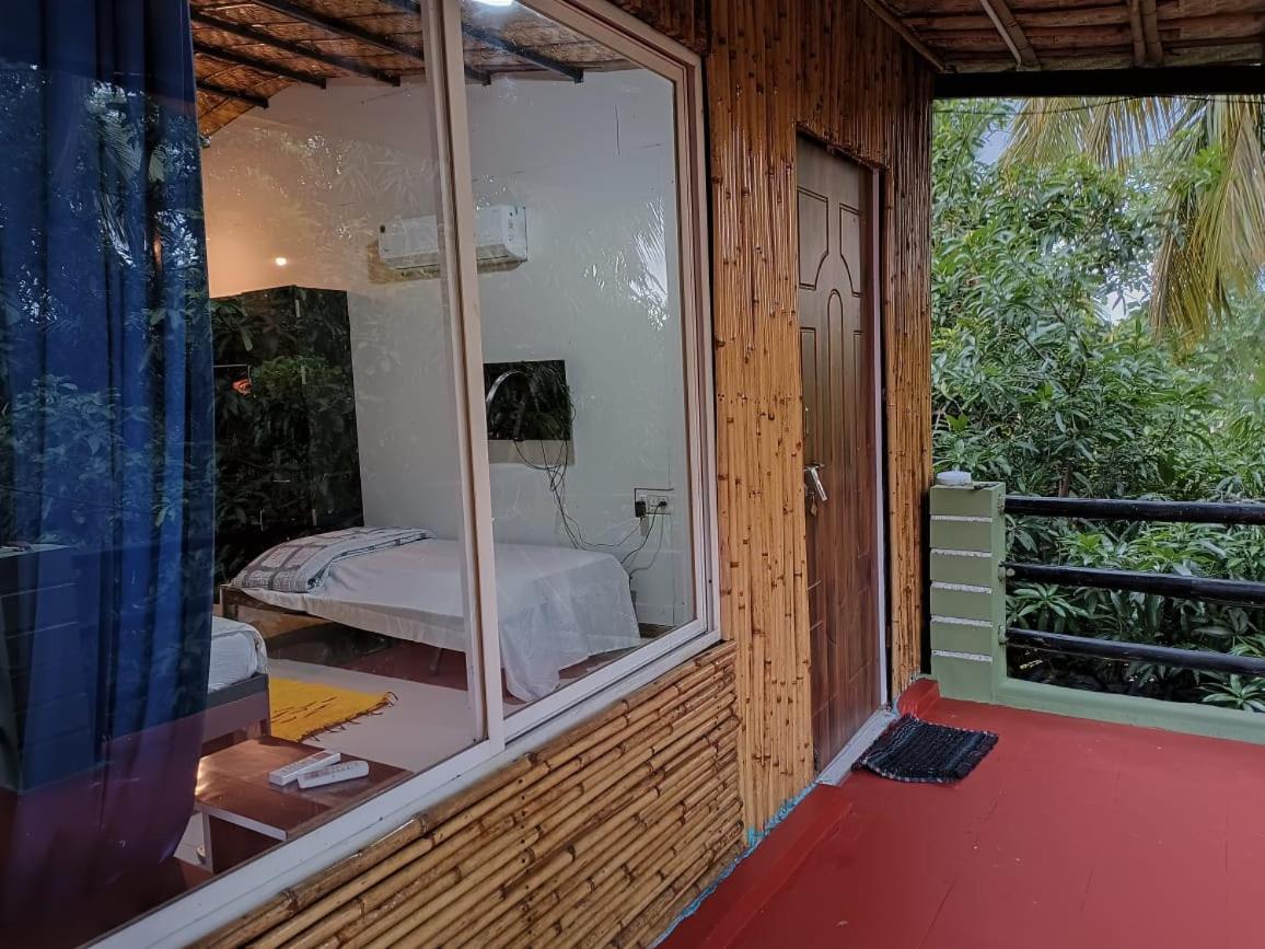 האמפי Lotus Riya Home Stay מראה חיצוני תמונה
